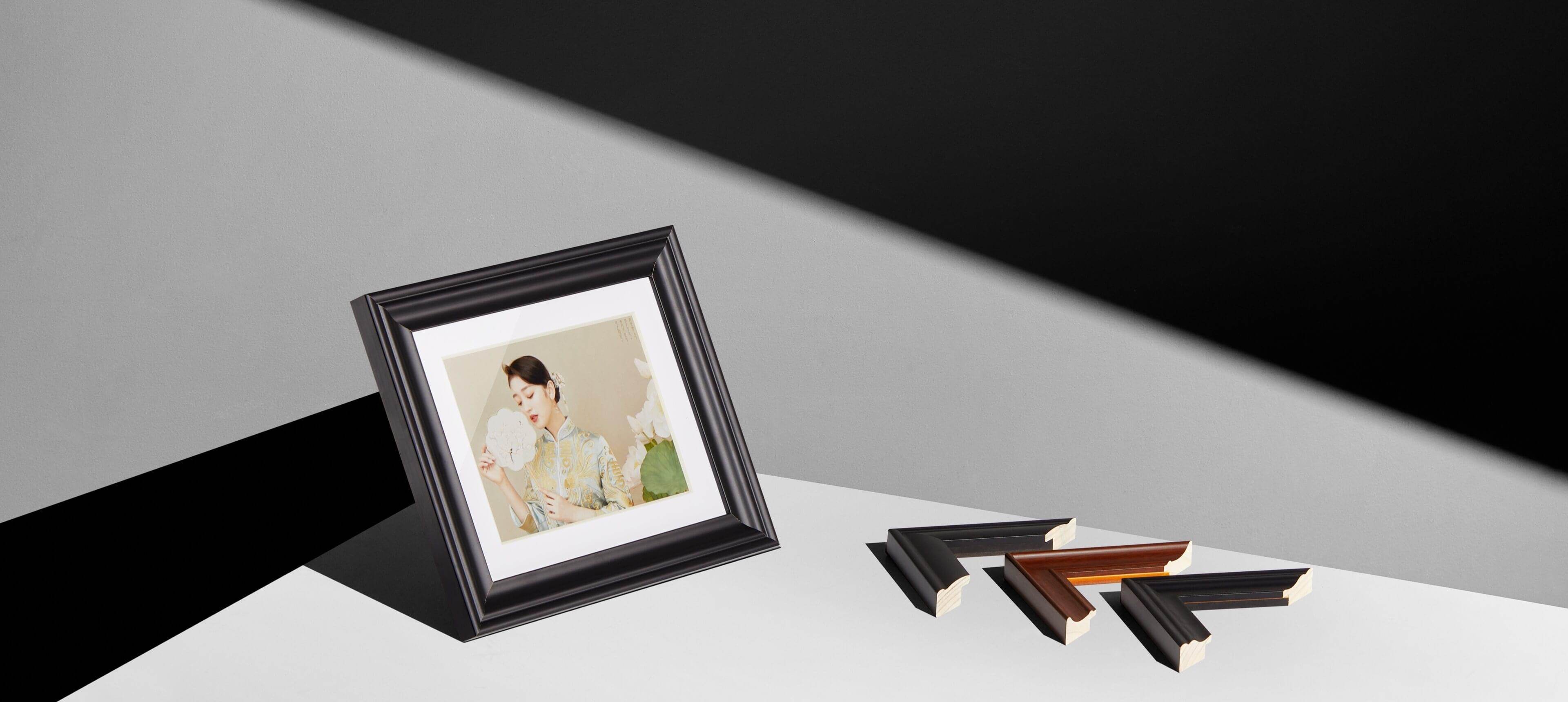 精选实木复古风格框条，环保无异味