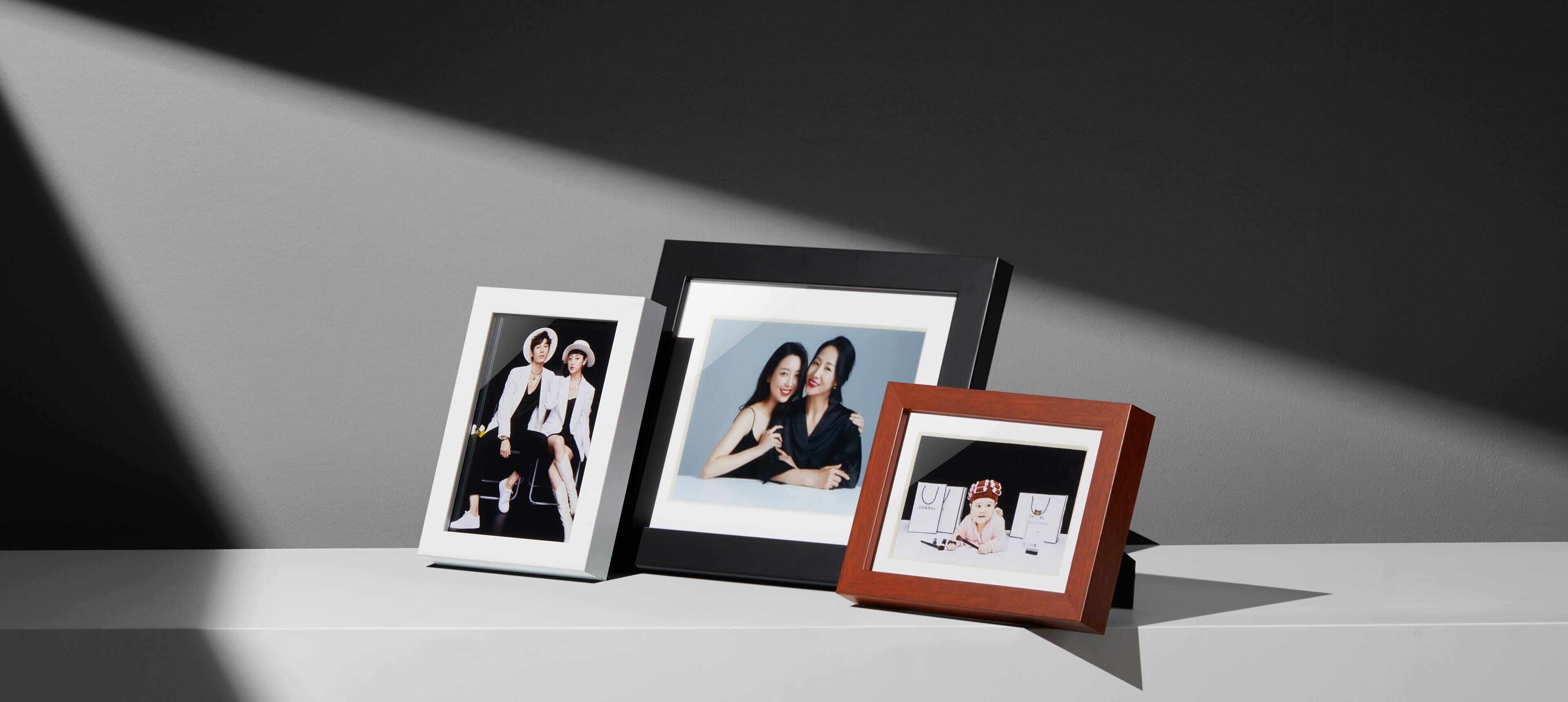 支持窄边、宽边现代风格框条设计，搭配3种简约艺术色系